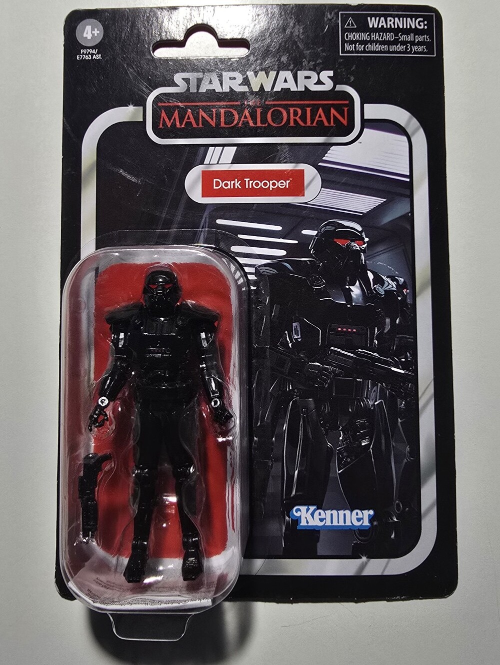 Star Wars Vintage Collection Dark Trooper VC271 Mandalorian 3.75" Figure NEW